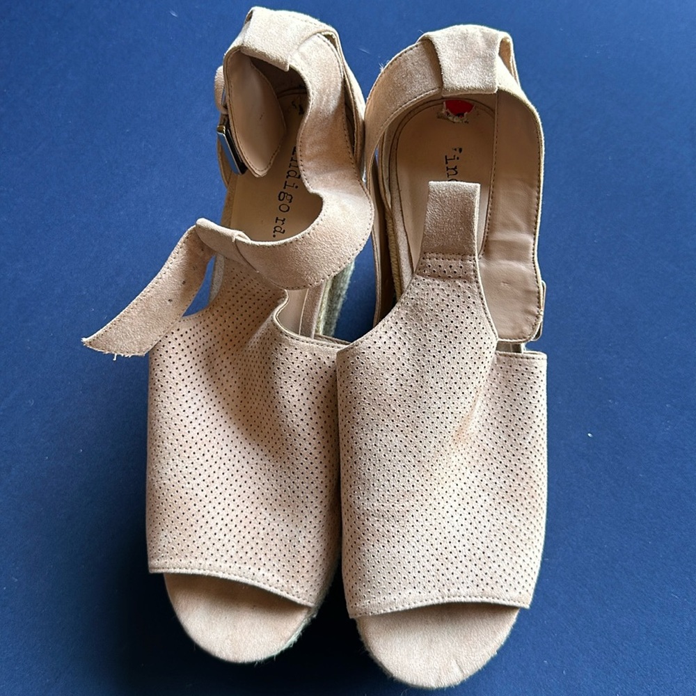 Women’s 10 Indigo Rd. Wedge Sandals Nude